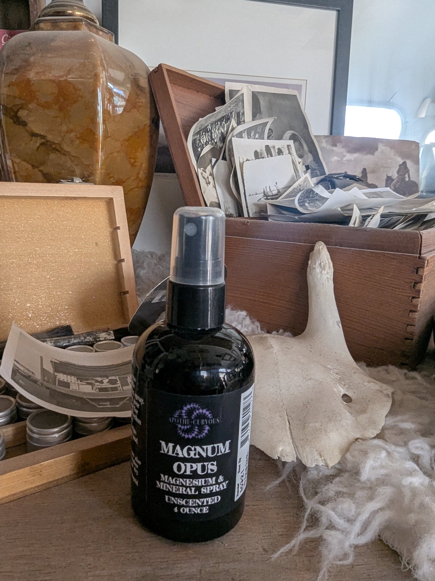 Magnum Opus spray, Apothecuryous