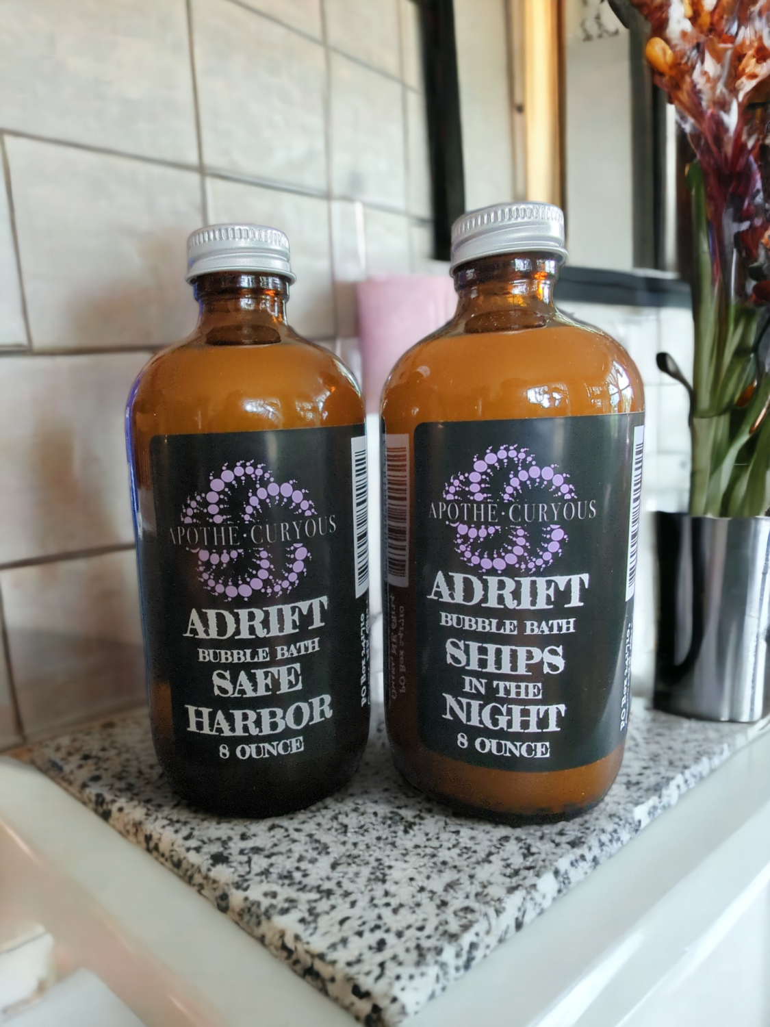 Natural bubble bath, 2 scents from Apothecuryous