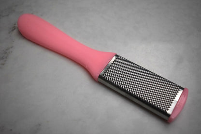 Foot File Callus Remover – Fine Grate Dead Skin & Callous Remover with Plastic Handle