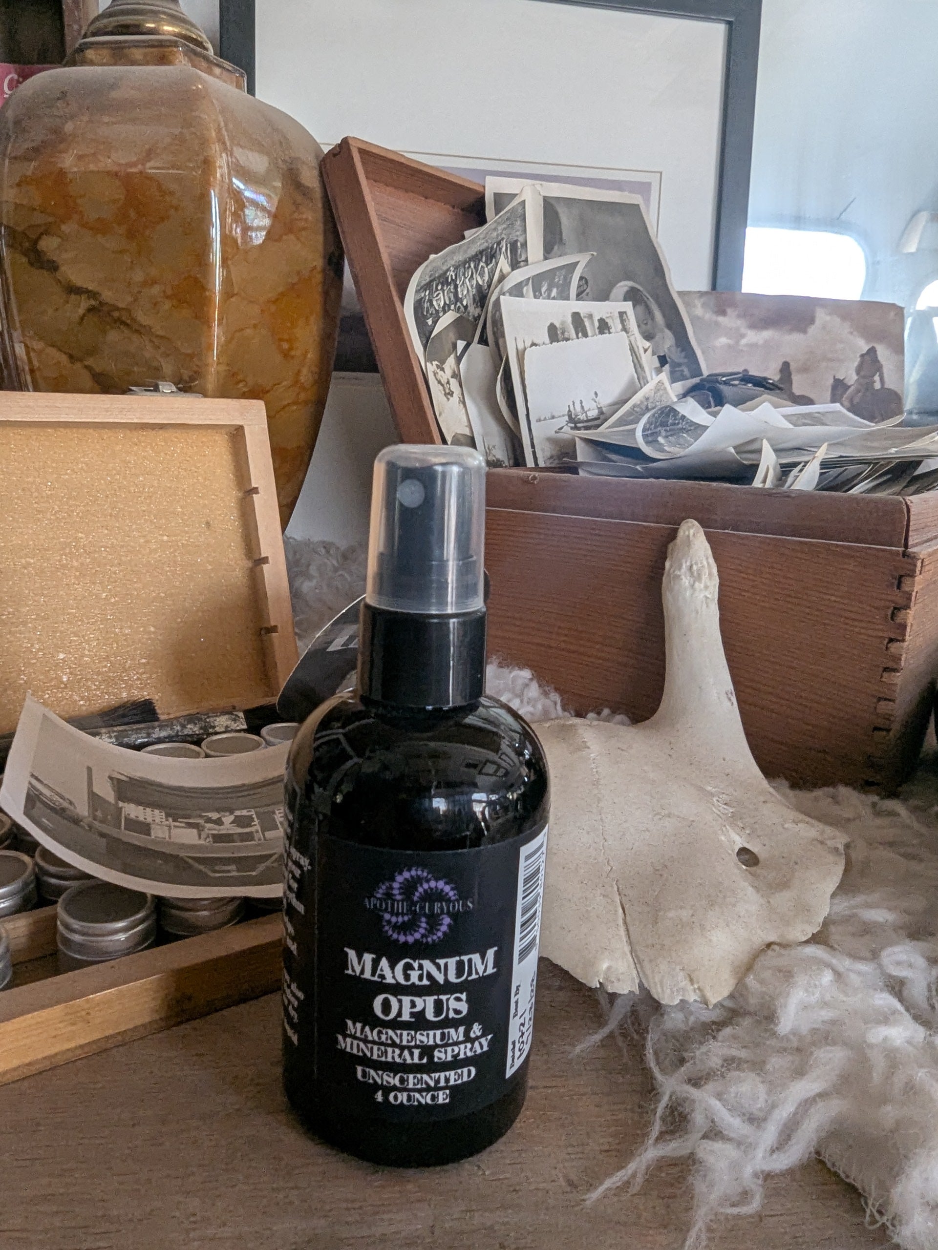 Magnum Opus spray, Apothecuryous